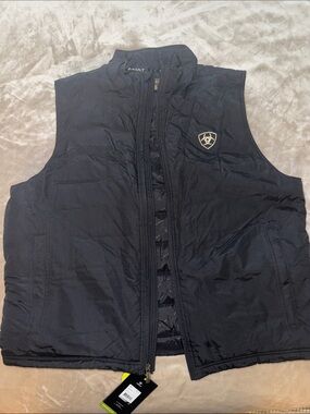 Ariat Black Quilted Sleeveless Insulated Vest